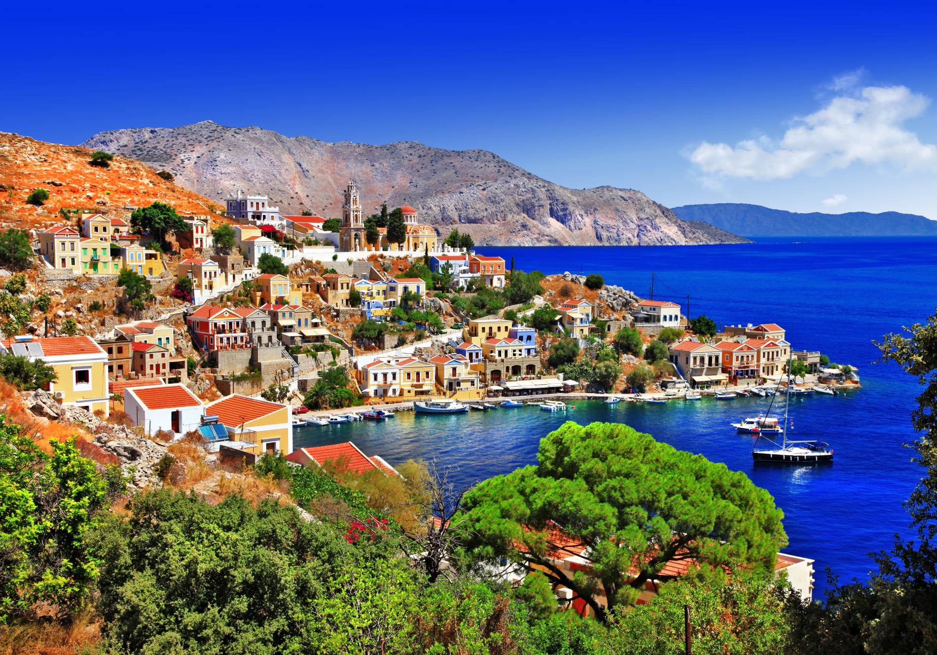 Σύμη, ένα από τα όμορφα νησιά των Δωδεκανήσων, Ελλάδα.